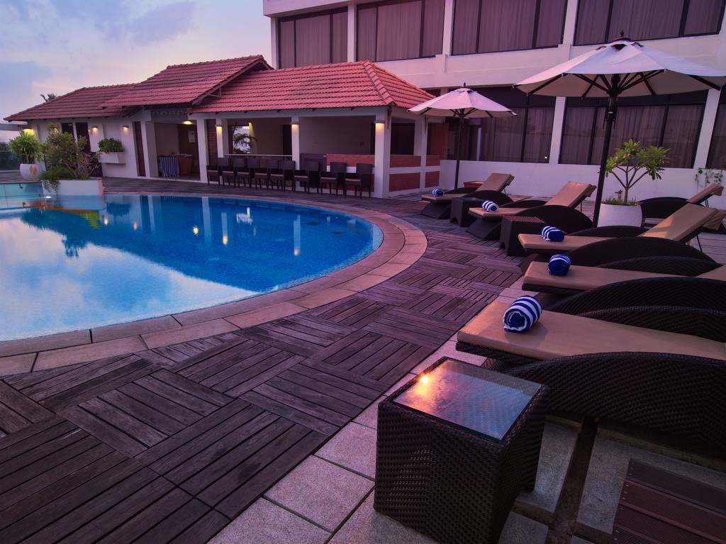 The Sunway Manor Ξενοδοχείο Ποντισερί Εξωτερικό φωτογραφία