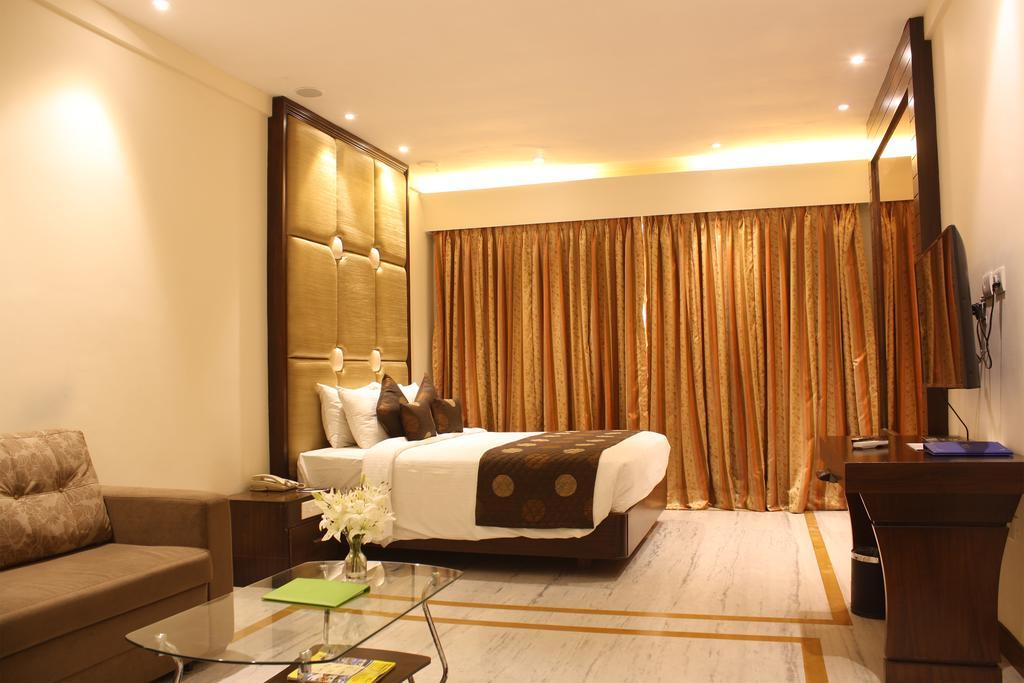 The Sunway Manor Ξενοδοχείο Ποντισερί Εξωτερικό φωτογραφία